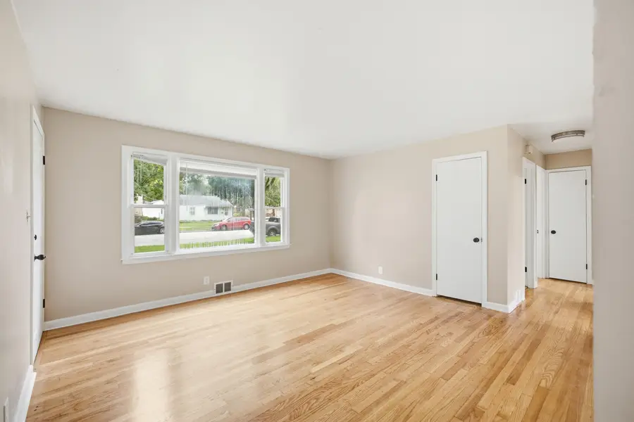 6826 W Congress St, Milwaukee, WI 53218 - #2