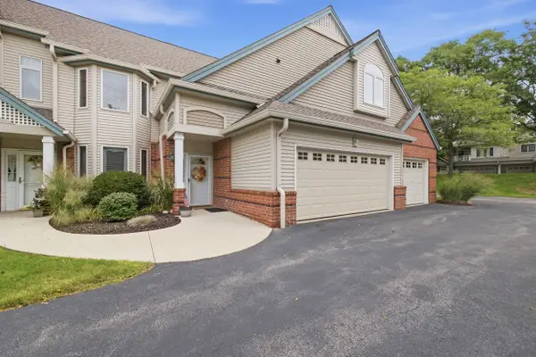 3109 S Toldt Pkwy, West Allis, WI 53227