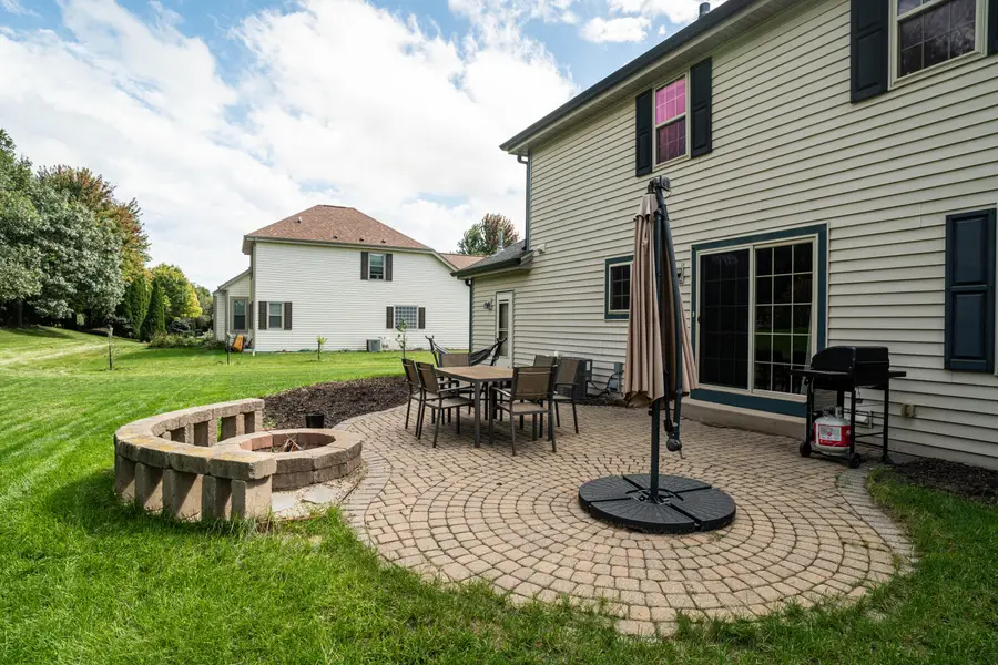 3762 E Stargrass Ln, Oak Creek, WI 53154 - #3