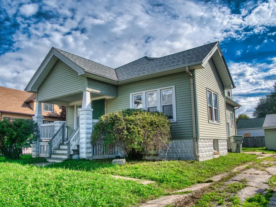 5742 N 43rd St, Milwaukee, WI 53209 - #2
