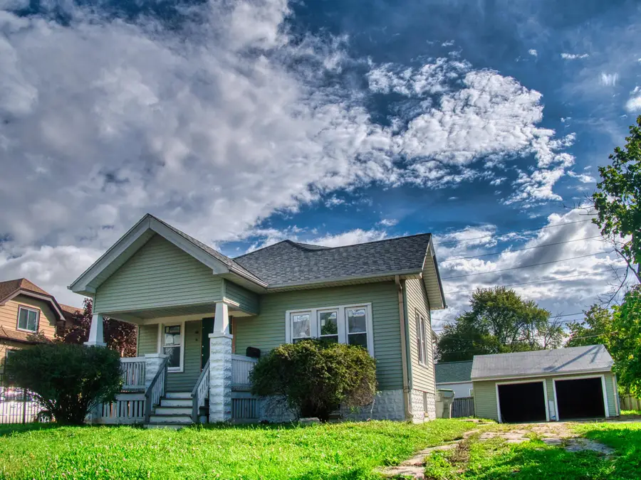 5742 N 43rd St, Milwaukee, WI 53209 - #3