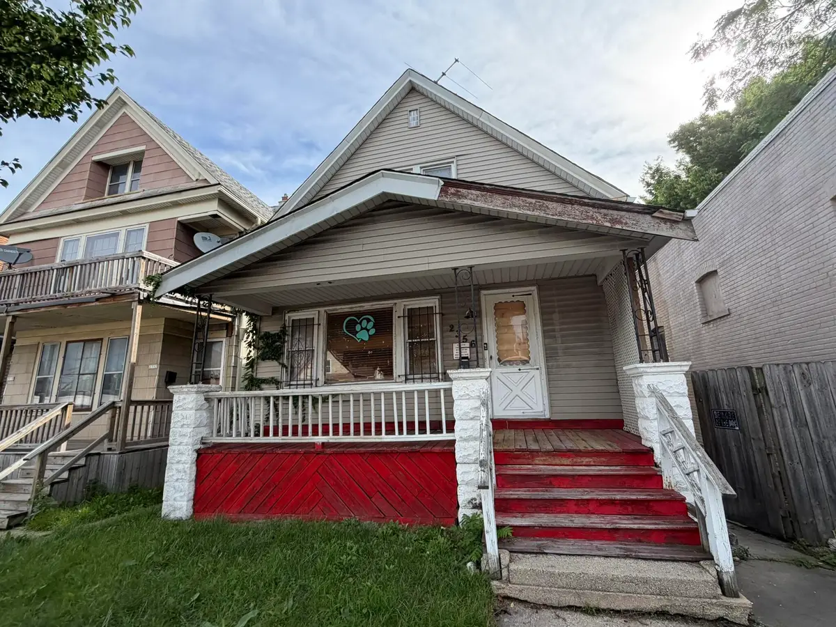 2356 S 13th St, Milwaukee, WI 53215 - #1