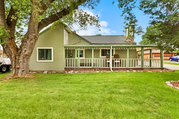 2602 W Mangold Ave, Milwaukee, WI 53221