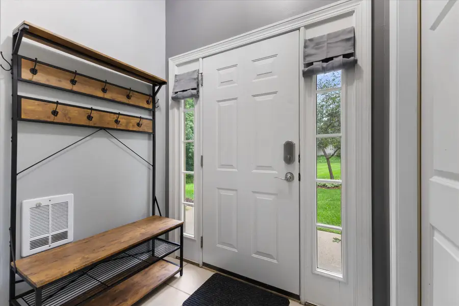 996 Bedford Ct, Mount Pleasant, WI 53406 - #3