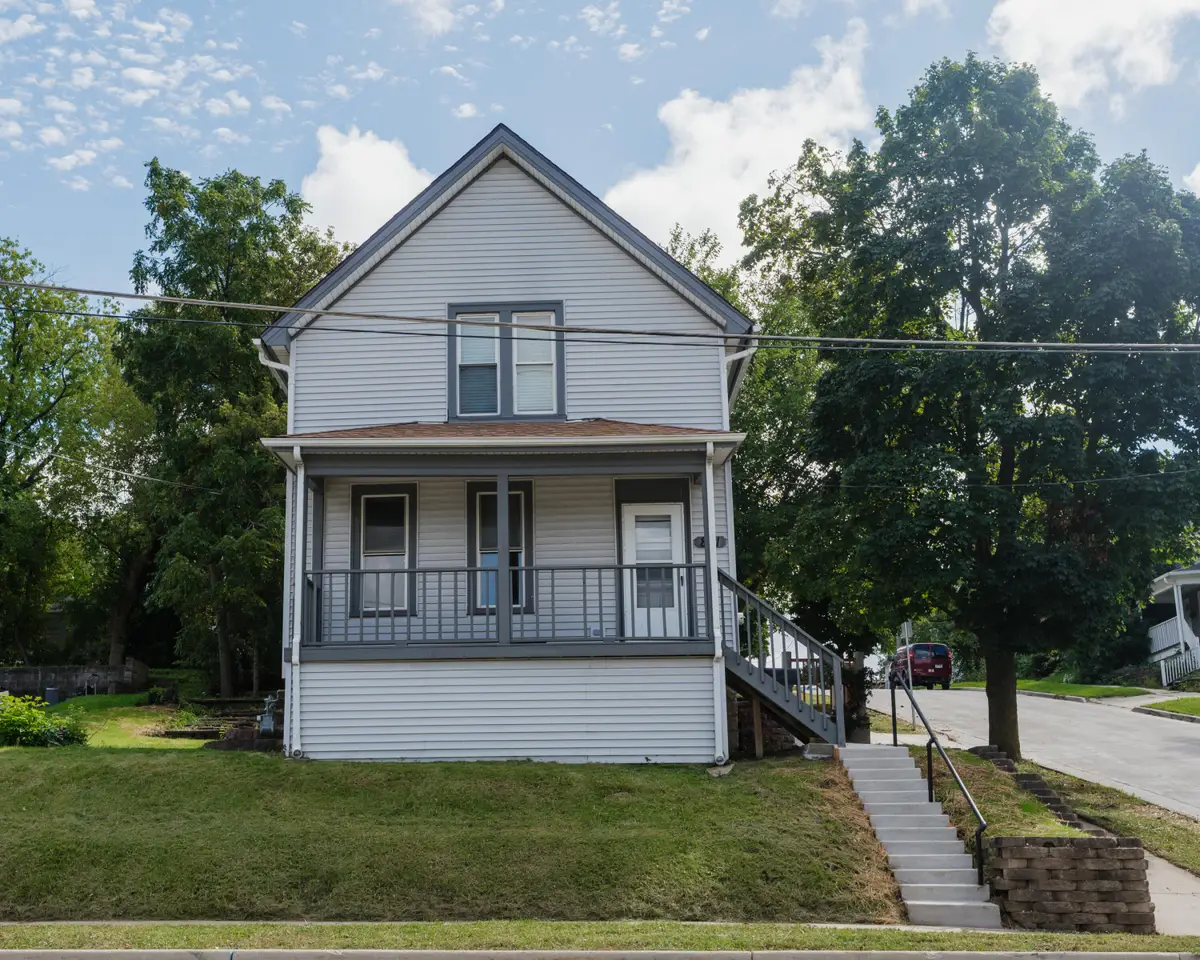 801 E Main St, Waukesha, WI 53186 - #1