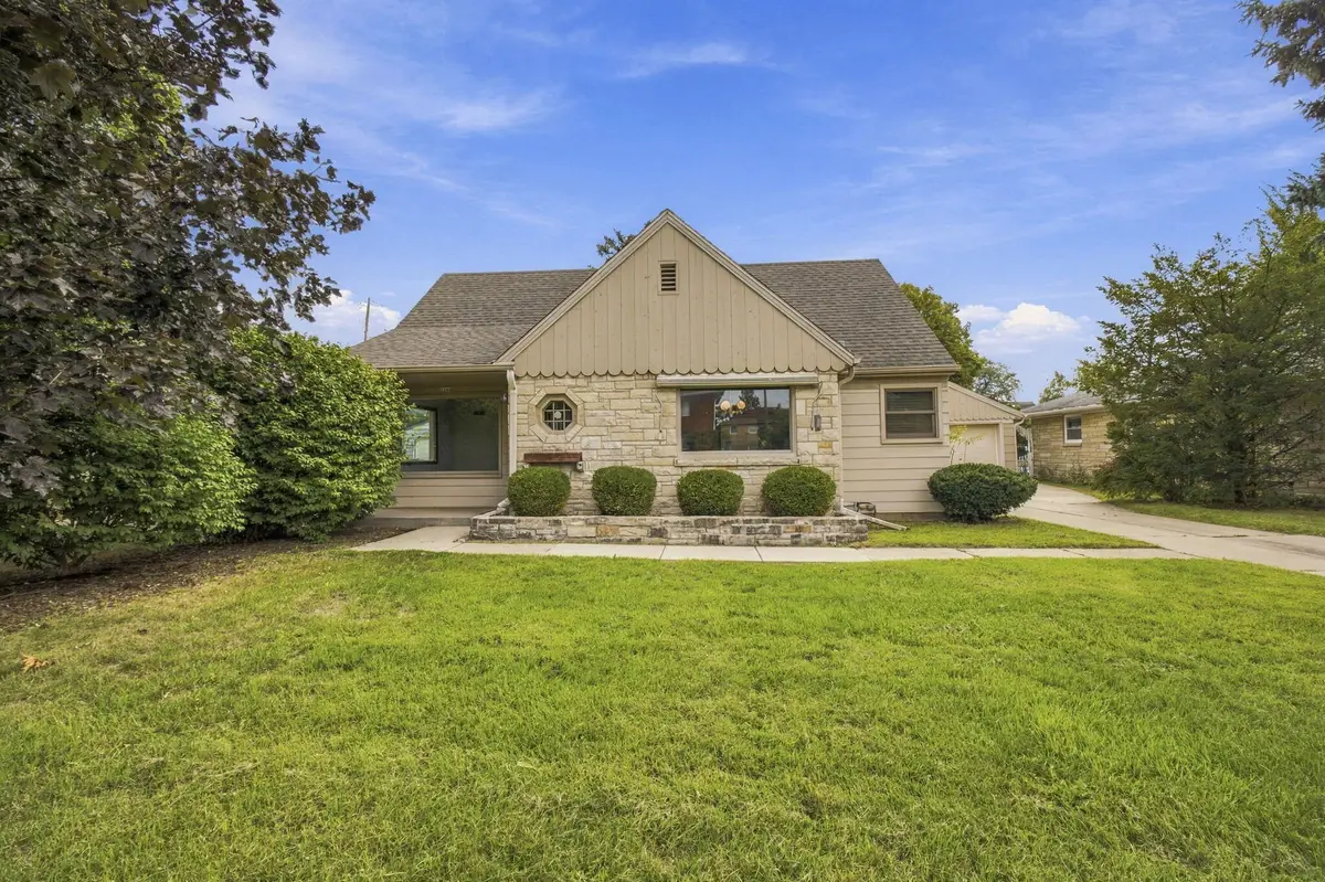 5544 N 26th St, Milwaukee, WI 53209 - #1