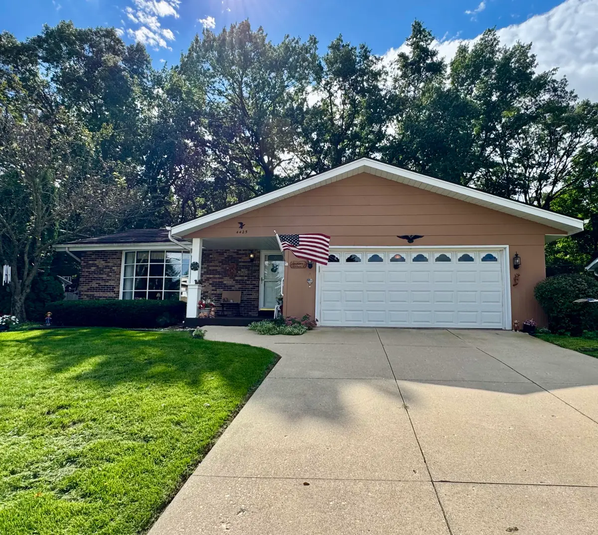 4425 89th St, Kenosha, WI 53142 - #1