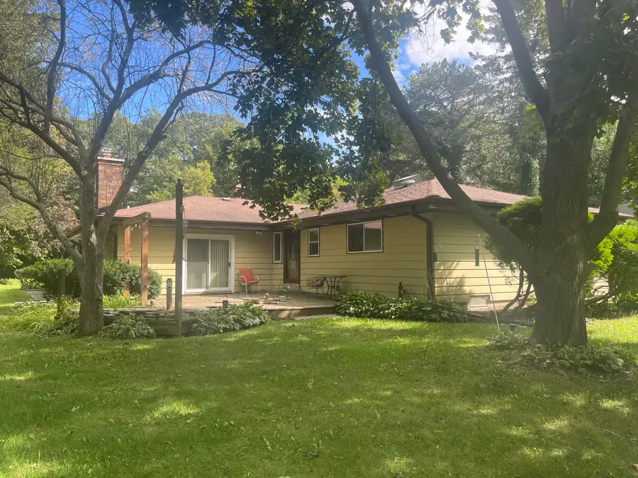 8333 N Cedarburg Rd, Brown Deer, WI 53209 - #2