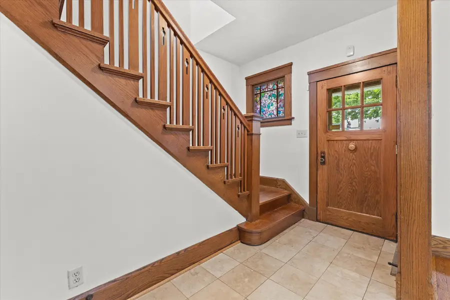 924 Hayes Ave, Racine, WI 53405 - #2