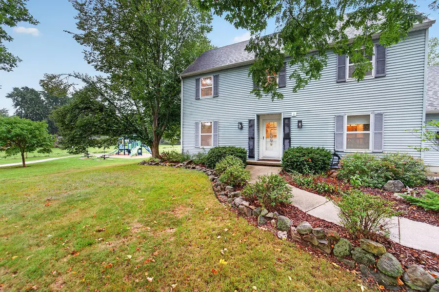 1001 W Blackhawk Dr, Fort Atkinson, WI 53538 - #2