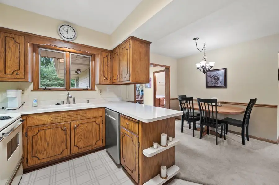 13501 W Dakota St, New Berlin, WI 53151 - #3