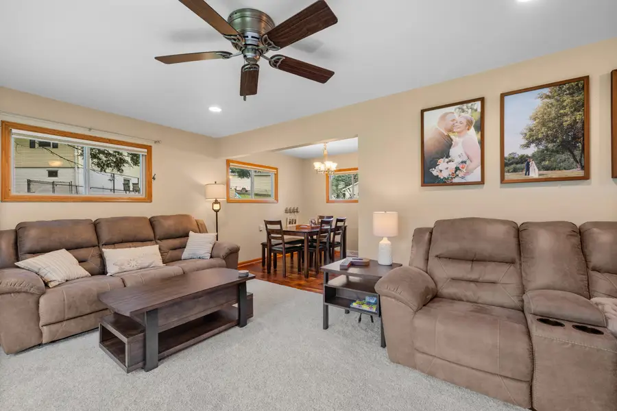 W262S3300 Ridge Rd, Waukesha, WI 53189 - #3