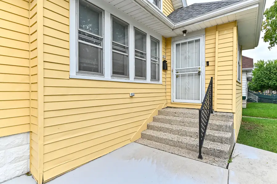 3871 N 25th St, Milwaukee, WI 53206 - #2