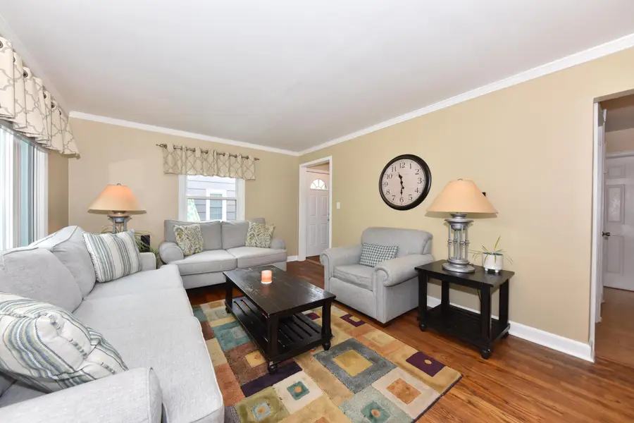 3049 N 90th St, Milwaukee, WI 53222 - #3
