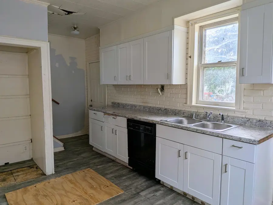 4050 6th Ave, Kenosha, WI 53140 - #2