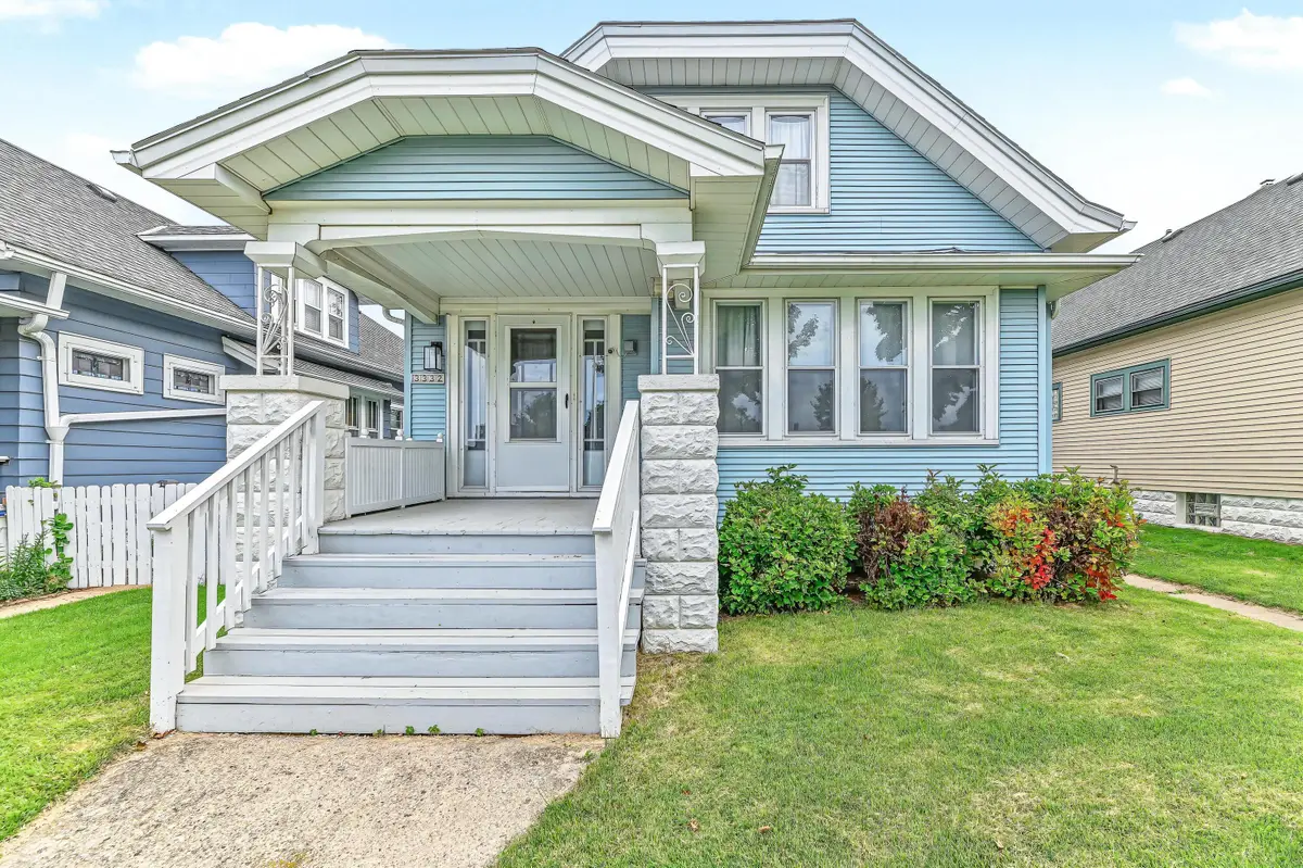 3332 S 9th Pl, Milwaukee, WI 53215 - #1