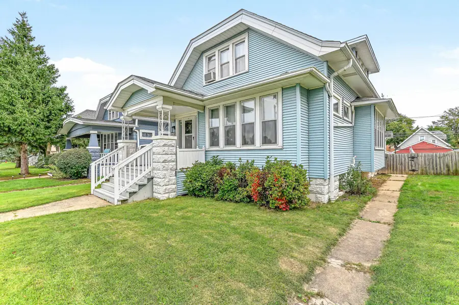 3332 S 9th Pl, Milwaukee, WI 53215 - #2