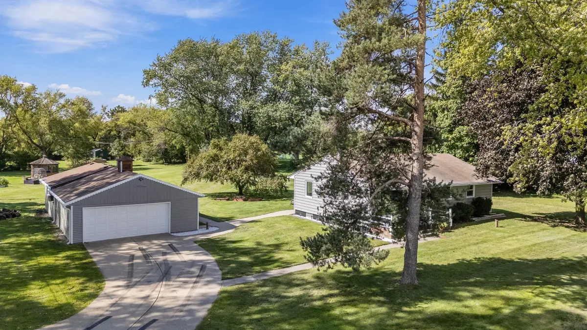 N60W22805 Silver Spring Dr, Lisbon, WI 53089 - #1