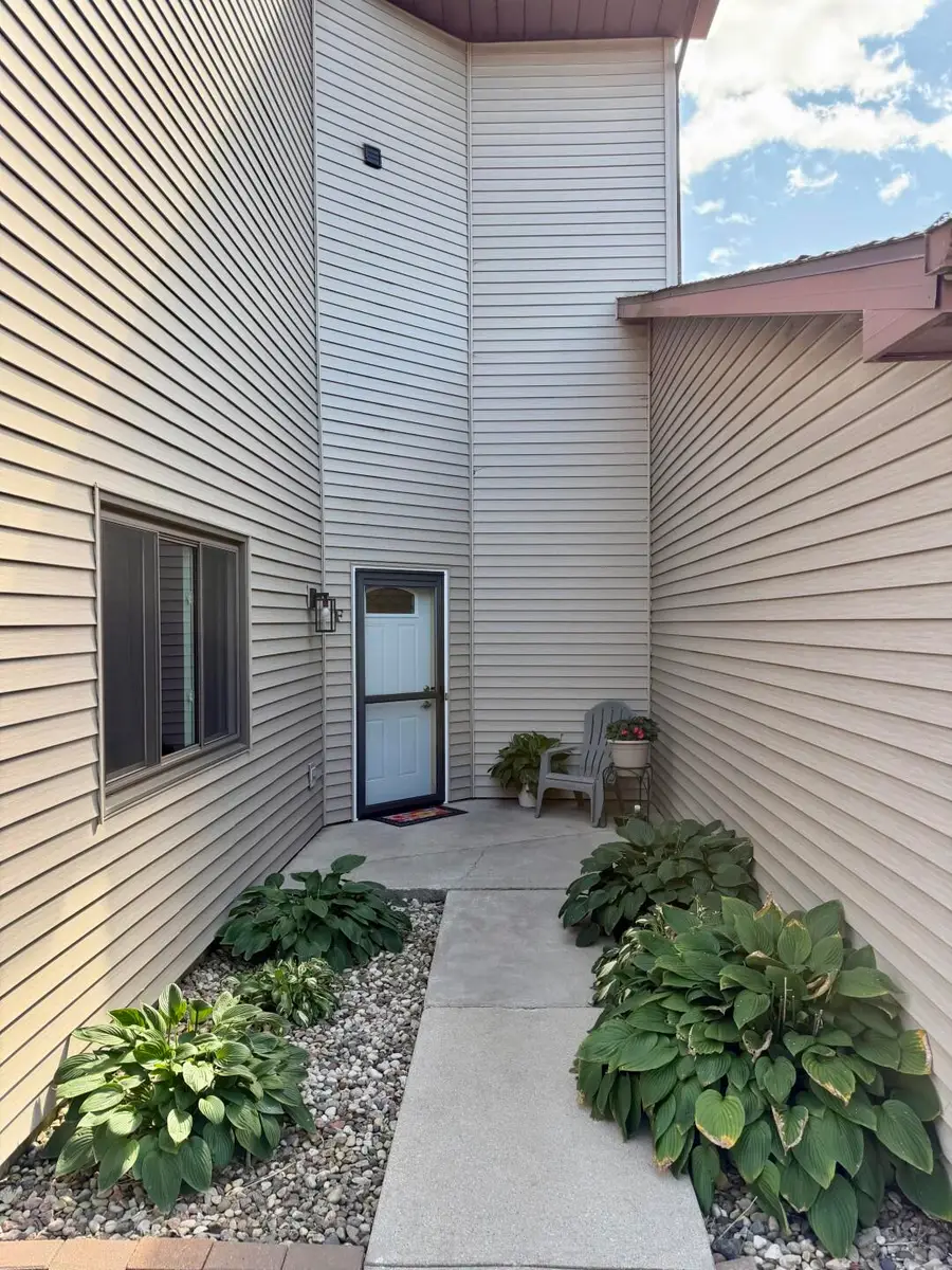 550 N Douglas St, Ripon, WI 54971 - #3