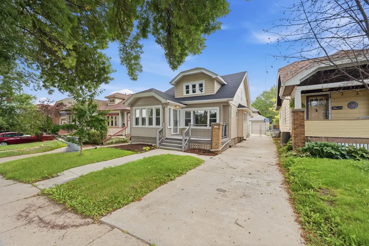 1350 N 55th St, Milwaukee, WI 53208 - #1