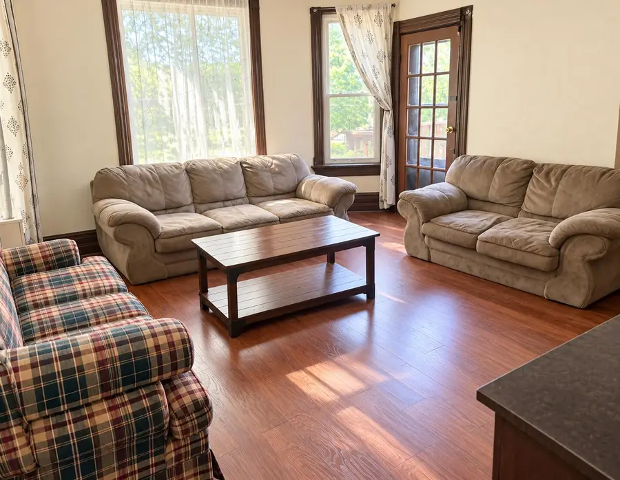 2137 W Pierce St, Milwaukee, WI 53204 - #2