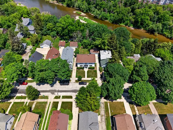 1200 E Vienna Ave, Milwaukee, WI 53212