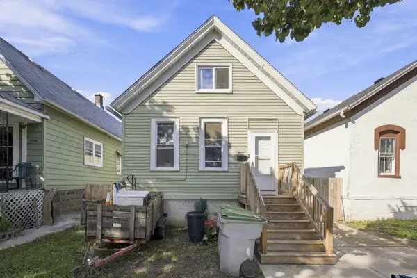 2512 W Rogers St, Milwaukee, WI 53204