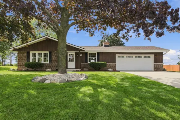 W174N9847 Wendy Ln, Germantown, WI 53022