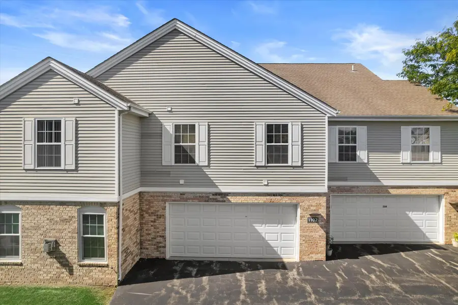 1102 N Sunnyslope Dr, Mount Pleasant, WI 53406 - #3