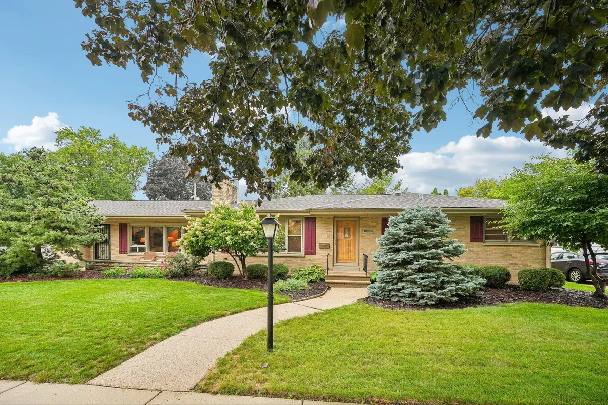 6520 50th Ave, Kenosha, WI 53142 - #1
