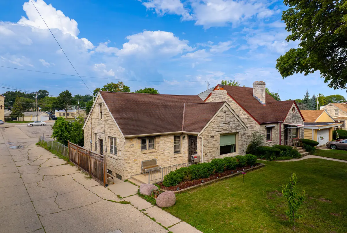 4823 N 66th St, Milwaukee, WI 53218 - #1