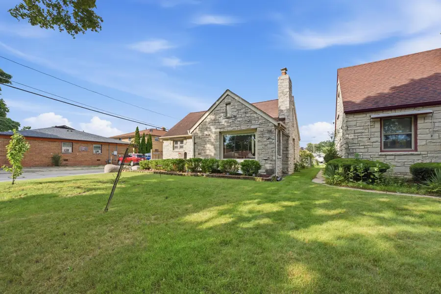 4823 N 66th St, Milwaukee, WI 53218 - #3