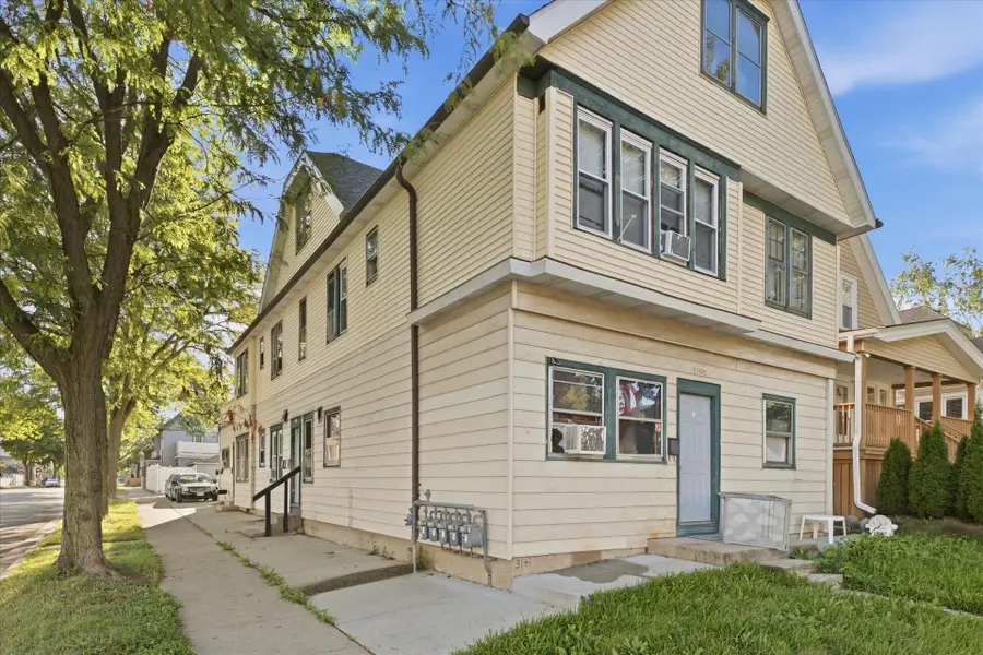 2100 S 33rd St, Milwaukee, WI 53215 - #3