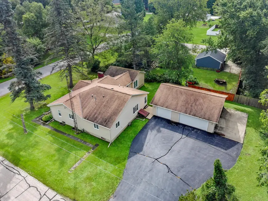 N1409 N Hillside Blvd, Bloomfield, WI 53128 - #3
