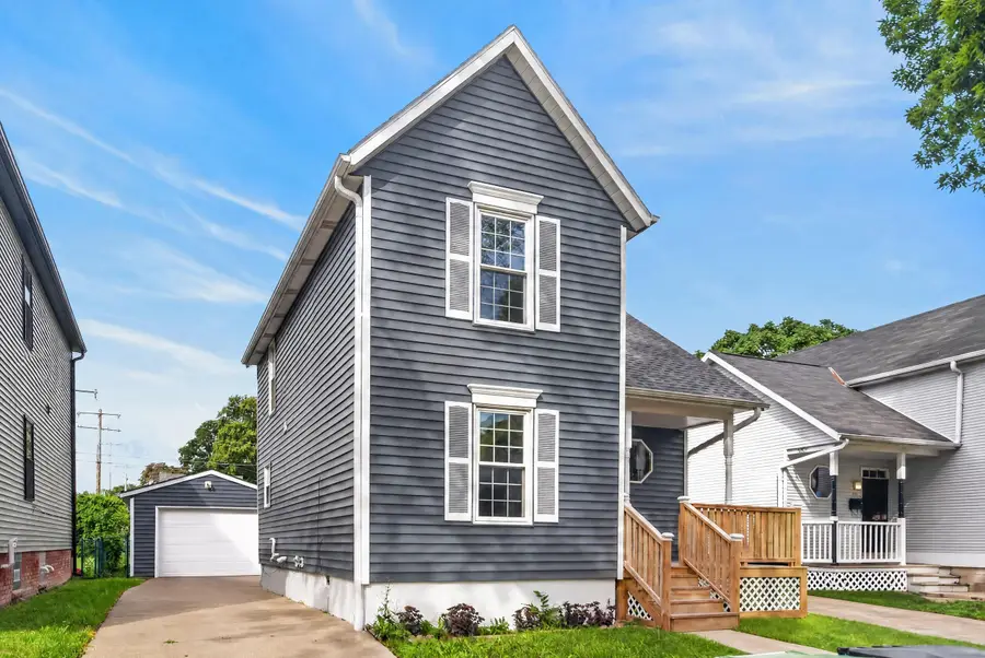 2341 N Dr William Finlayson St, Milwaukee, WI 53212 - #3