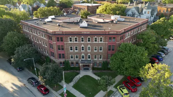 2230 E Bradford Ave, Milwaukee, WI 53211
