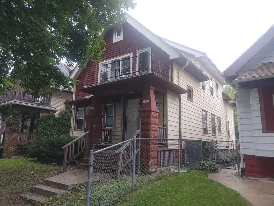 3331 N 17th St, Milwaukee, WI 53206 - #2
