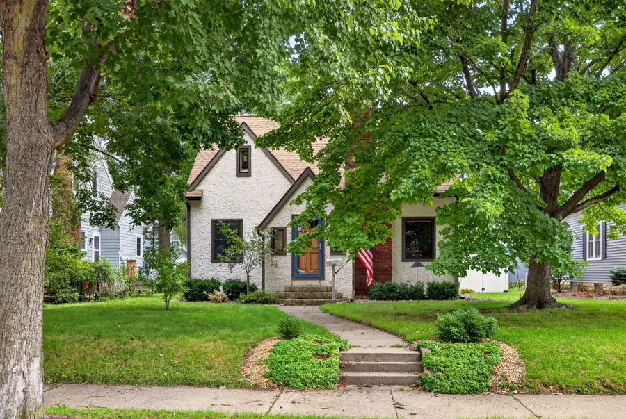 416 22nd St N, La Crosse, WI 54601 - #2