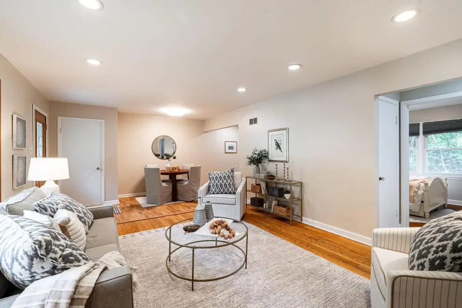 3278 N 106th St, Wauwatosa, WI 53222 - #3