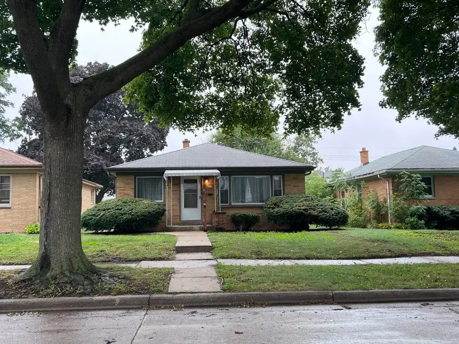 4667 N 67th St, Milwaukee, WI 53218 - #3
