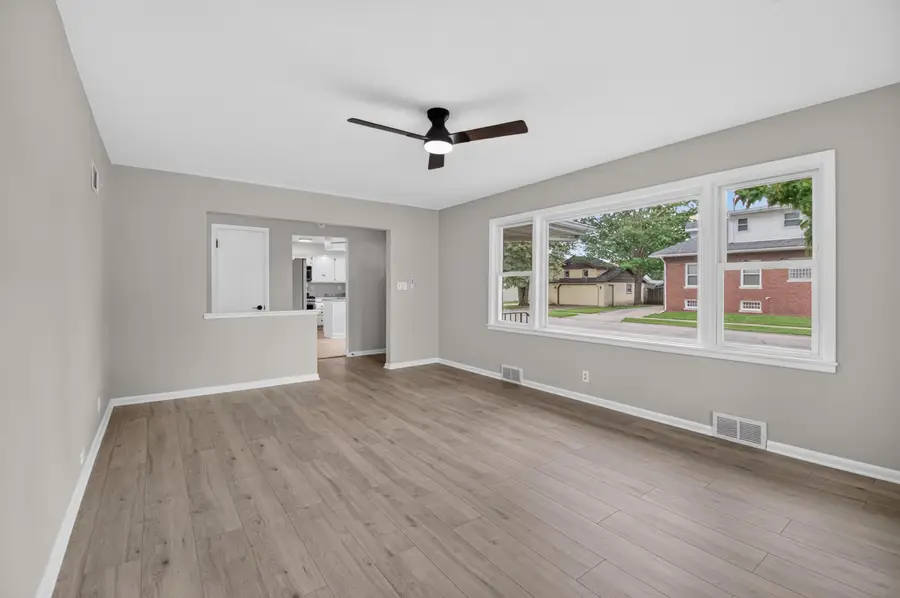 2320 51st St, Kenosha, WI 53140 - #3