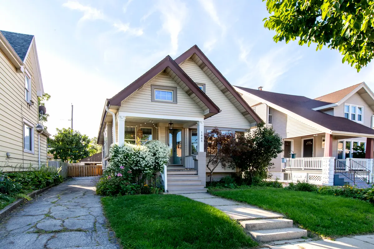 1645 S 79th St, West Allis, WI 53214 - #1