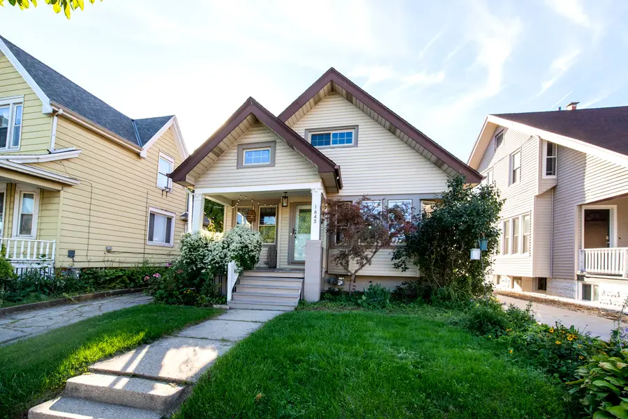 1645 S 79th St, West Allis, WI 53214 - #2