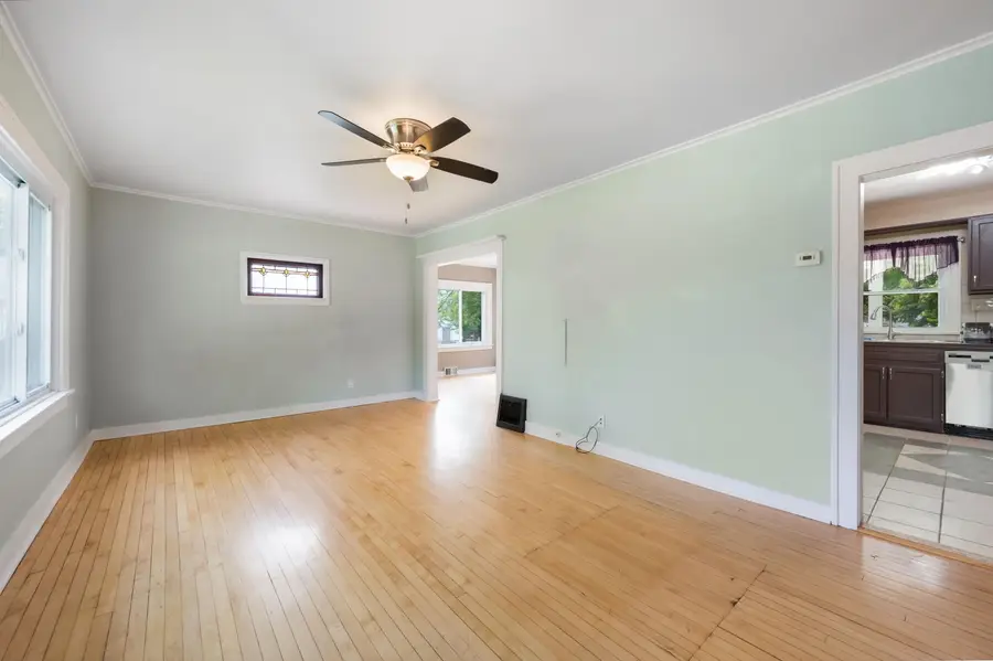 8425 W Mitchell St, West Allis, WI 53214 - #3