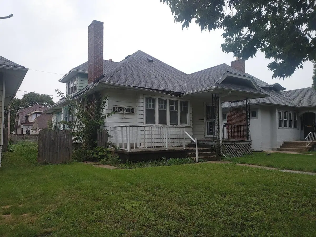 2931 N 39th St, Milwaukee, WI 53210 - #1