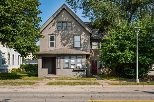 509 5th Ave S, La Crosse, WI 54601