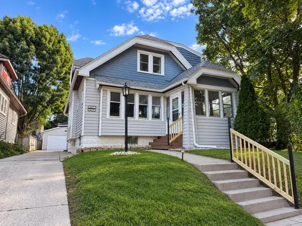 8215 Portland Ave, Wauwatosa, WI 53213