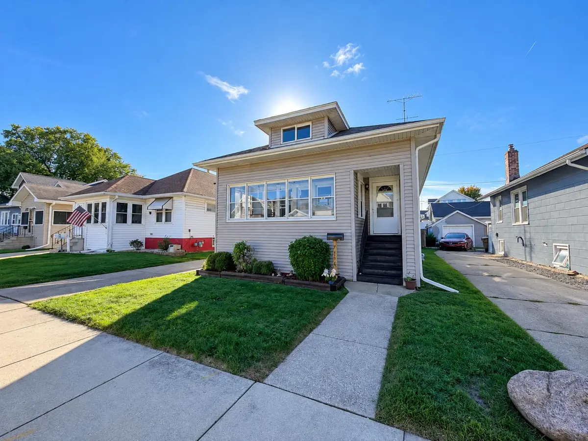 7116 37th Ave, Kenosha, WI 53142 - #1