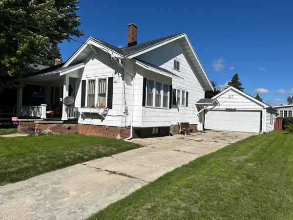 2108 New York Ave, Manitowoc, WI 54220