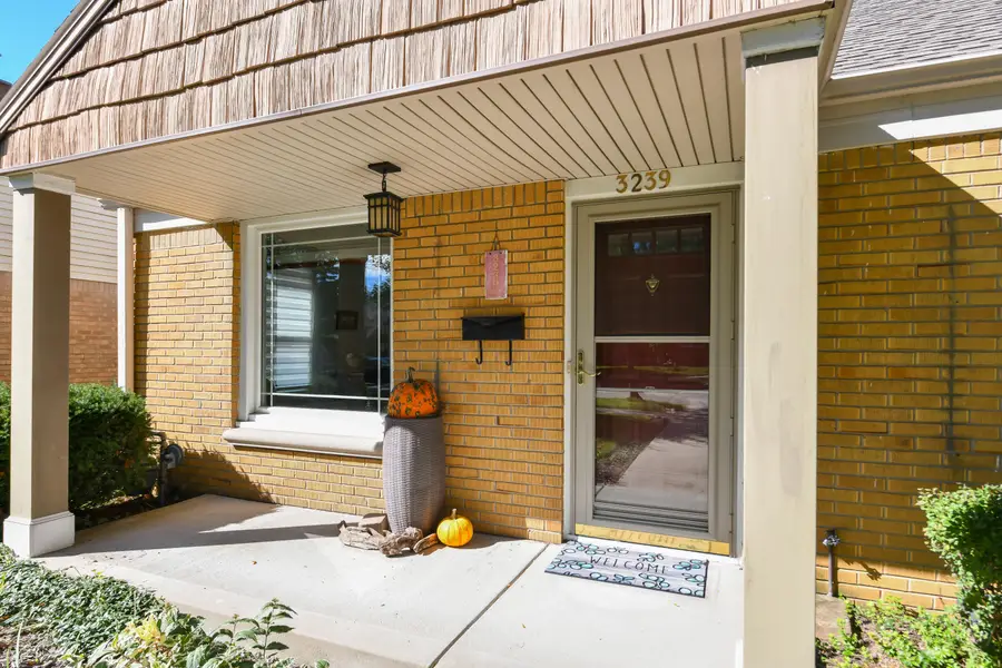 3239 N 79th St, Milwaukee, WI 53222 - #2